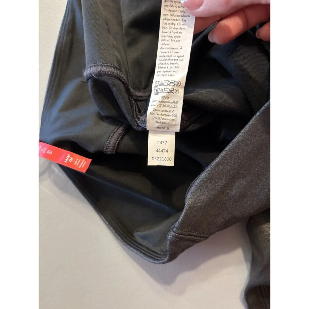 Spanx Black Faux‎ Leather Mid Rise Leggings Sz M 2437